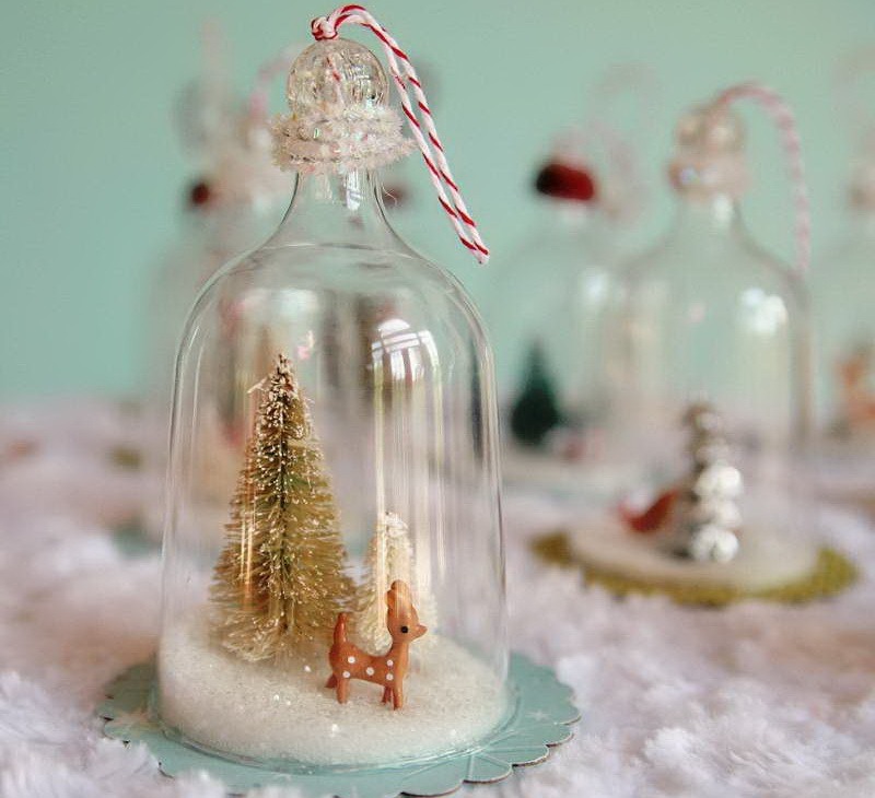 Retro-Christmas-Decorating-With-Glass-Jar